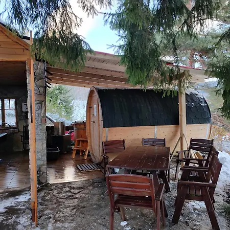 Sielsko Anielsko بيت ضيافة شكلارسكا بوريبا