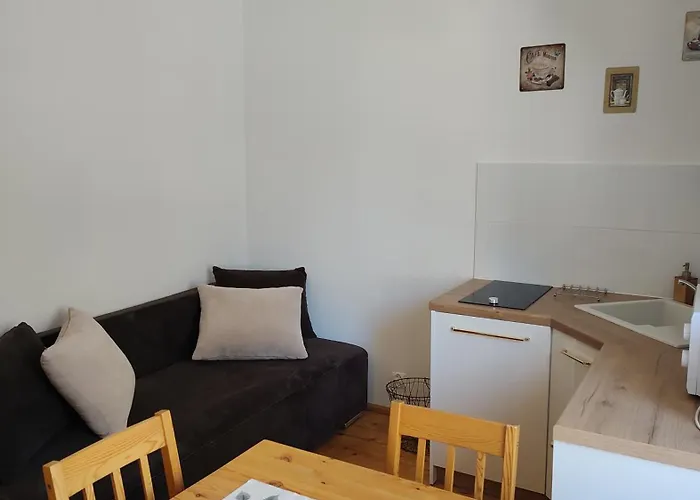 Sielsko Anielsko شكلارسكا بوريبا